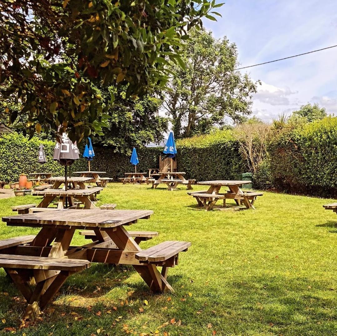 The Mortimer Arms (Adults Only) Romsey Esterno foto