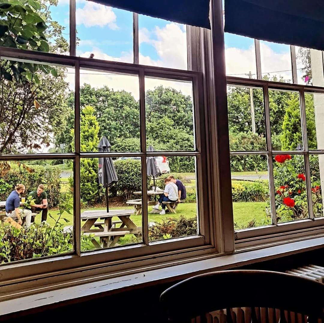 The Mortimer Arms (Adults Only) Romsey Esterno foto